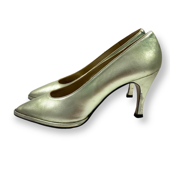 80's Designer metallic gold leather pumps - Picture 6 of 13